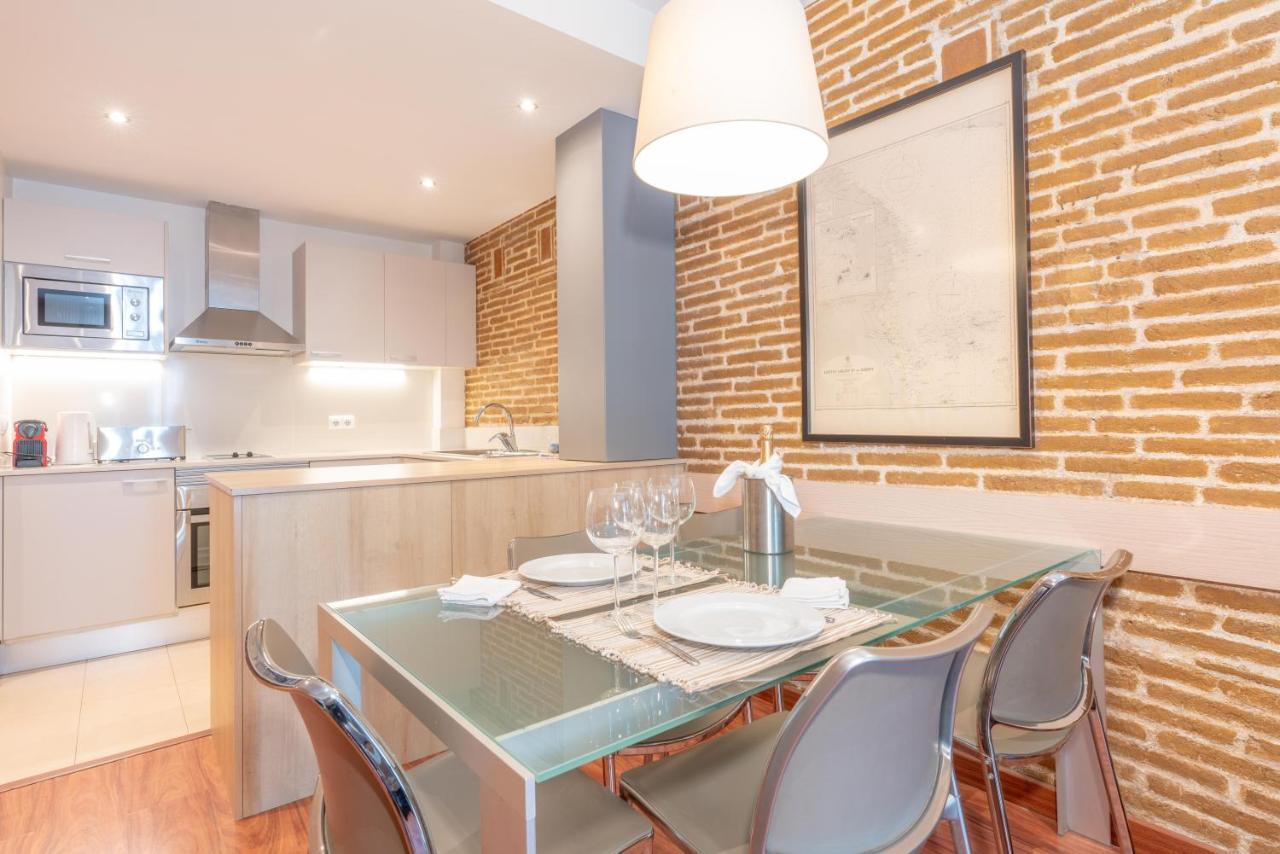 Serennia Cest Apartamentos Arc De Triomf Barcelona Bagian luar foto