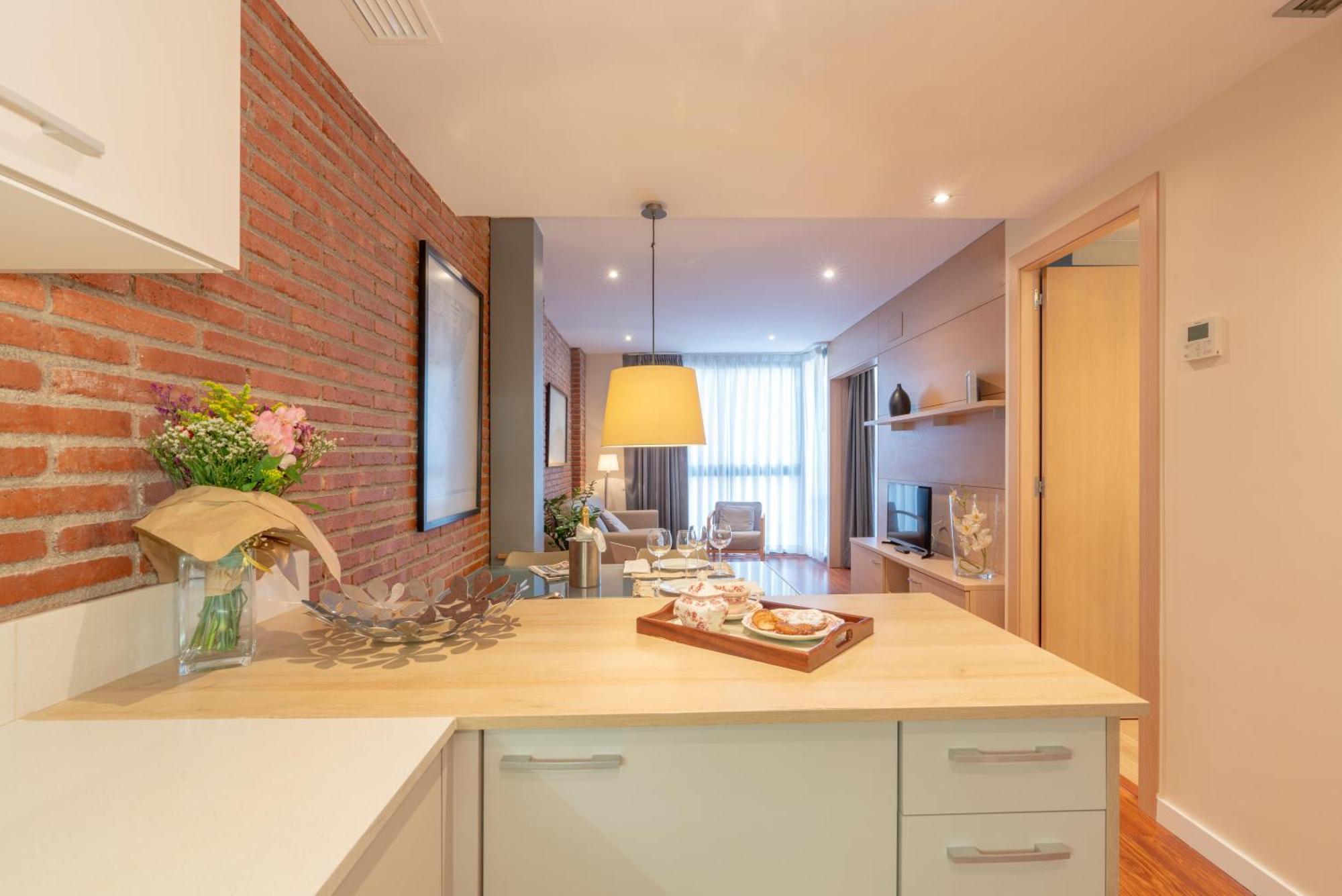 Serennia Cest Apartamentos Arc De Triomf Barcelona Bagian luar foto