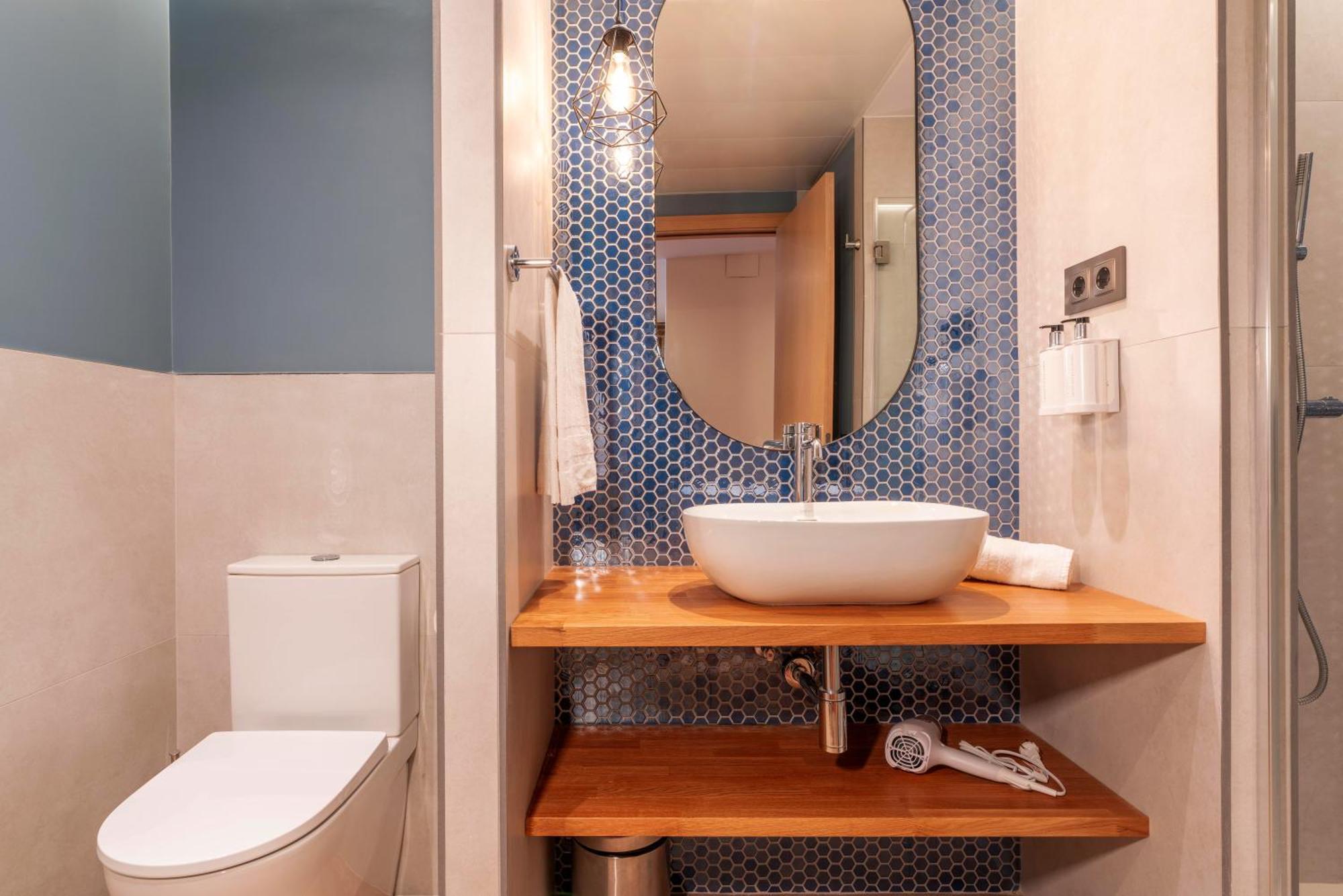 Serennia Cest Apartamentos Arc De Triomf Barcelona Bagian luar foto