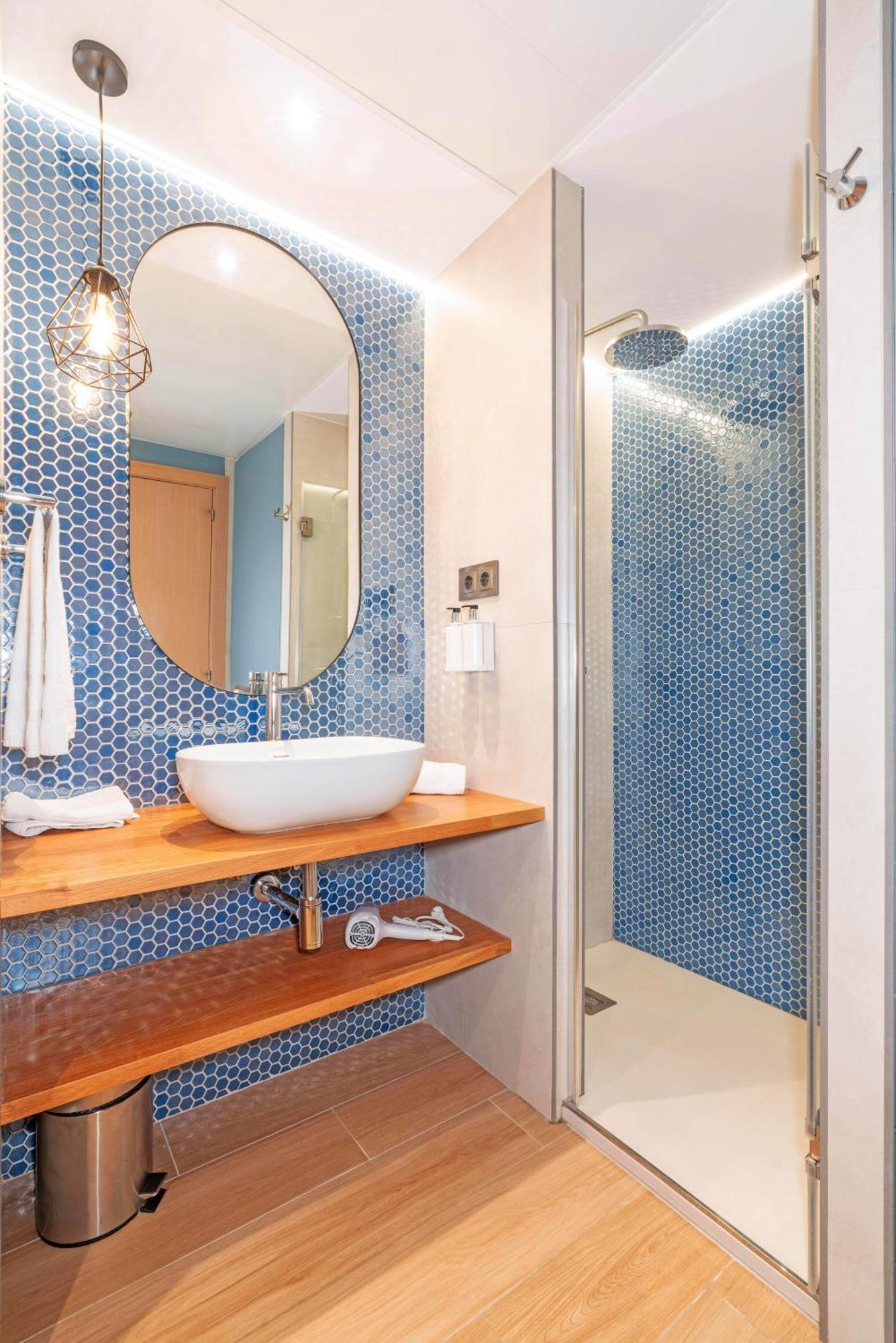 Serennia Cest Apartamentos Arc De Triomf Barcelona Bagian luar foto