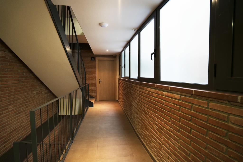 Serennia Cest Apartamentos Arc De Triomf Barcelona Bagian luar foto